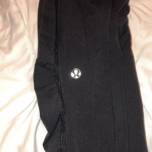 Black Lululemon leggings